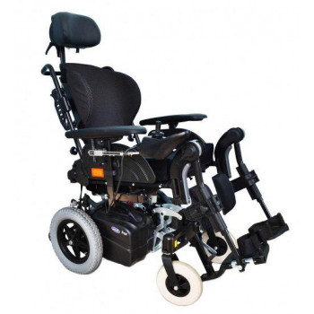 Складна інвалідна коляска з електроприводом Invacare FOX